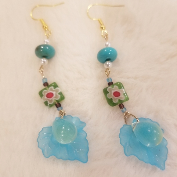 TEESAN MAKE A STATEMENT Japanese Style Dangling Earrings - Ocean Blue Color - Picture 3 of 4